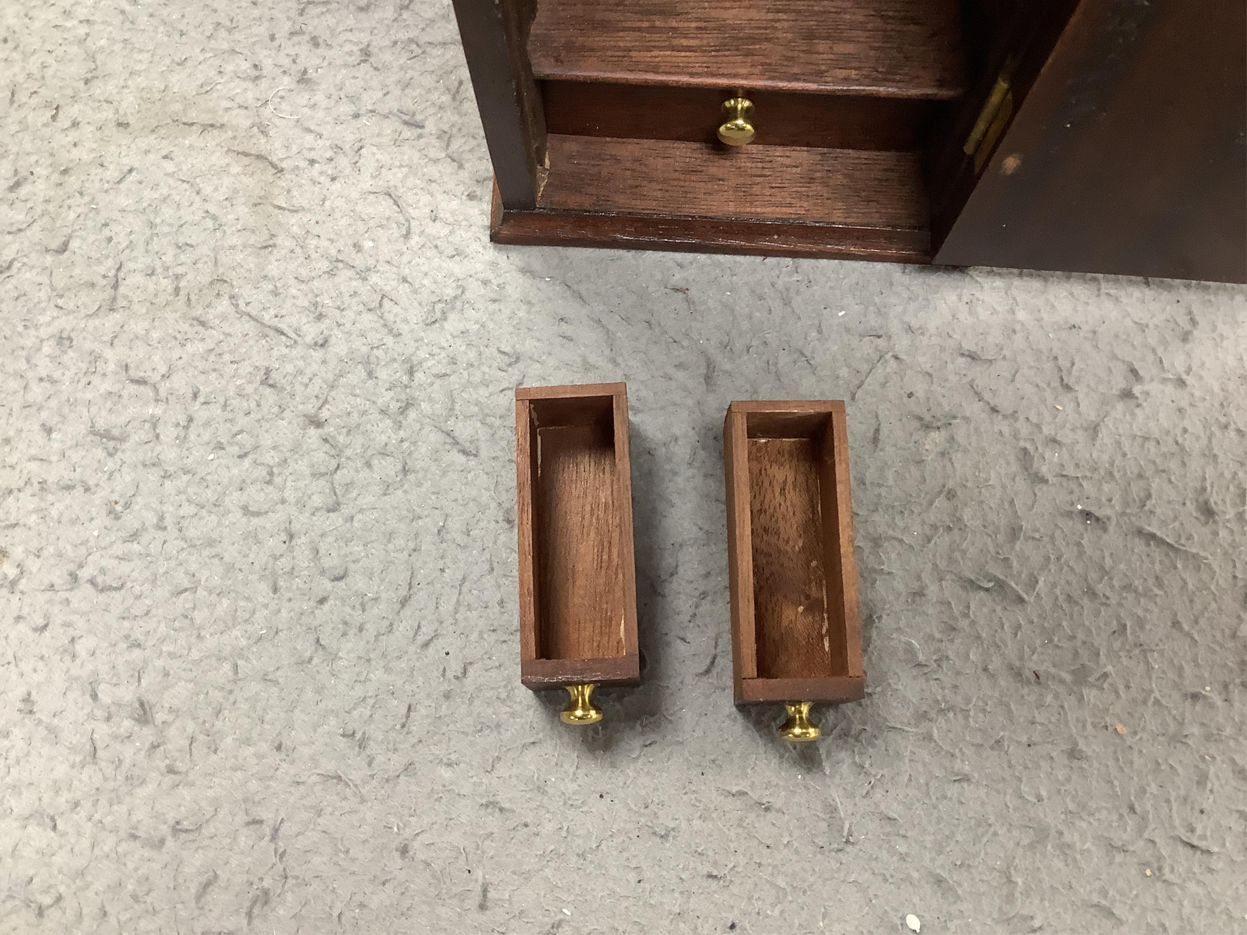 A cased reproduction W.R. Feat 18th century Culpeper style brass microscope, 20cm high, spare lenses in drawer of case. Condition - good.